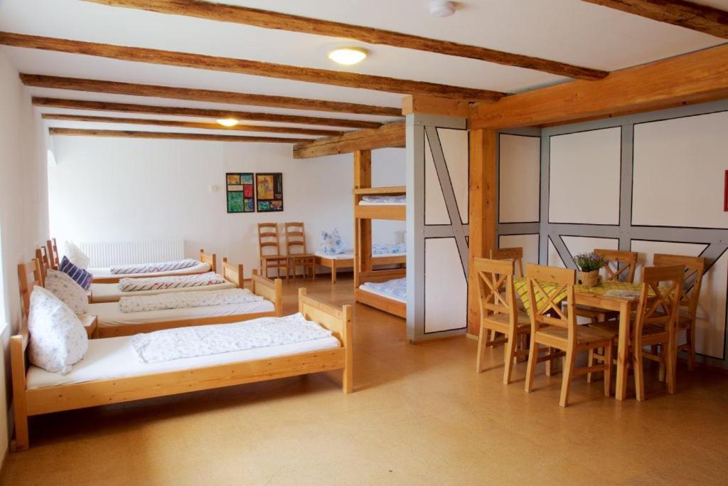 Rittergut Nickelsdorf Hotell Exteriör bild